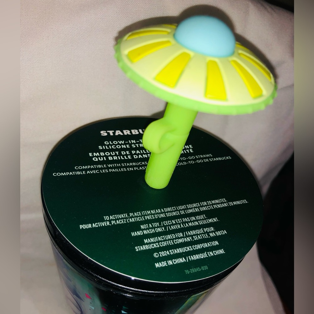 BNWT Starbucks 2024 Tumbler Glow in the dark 24oz - Picture 4 of 7